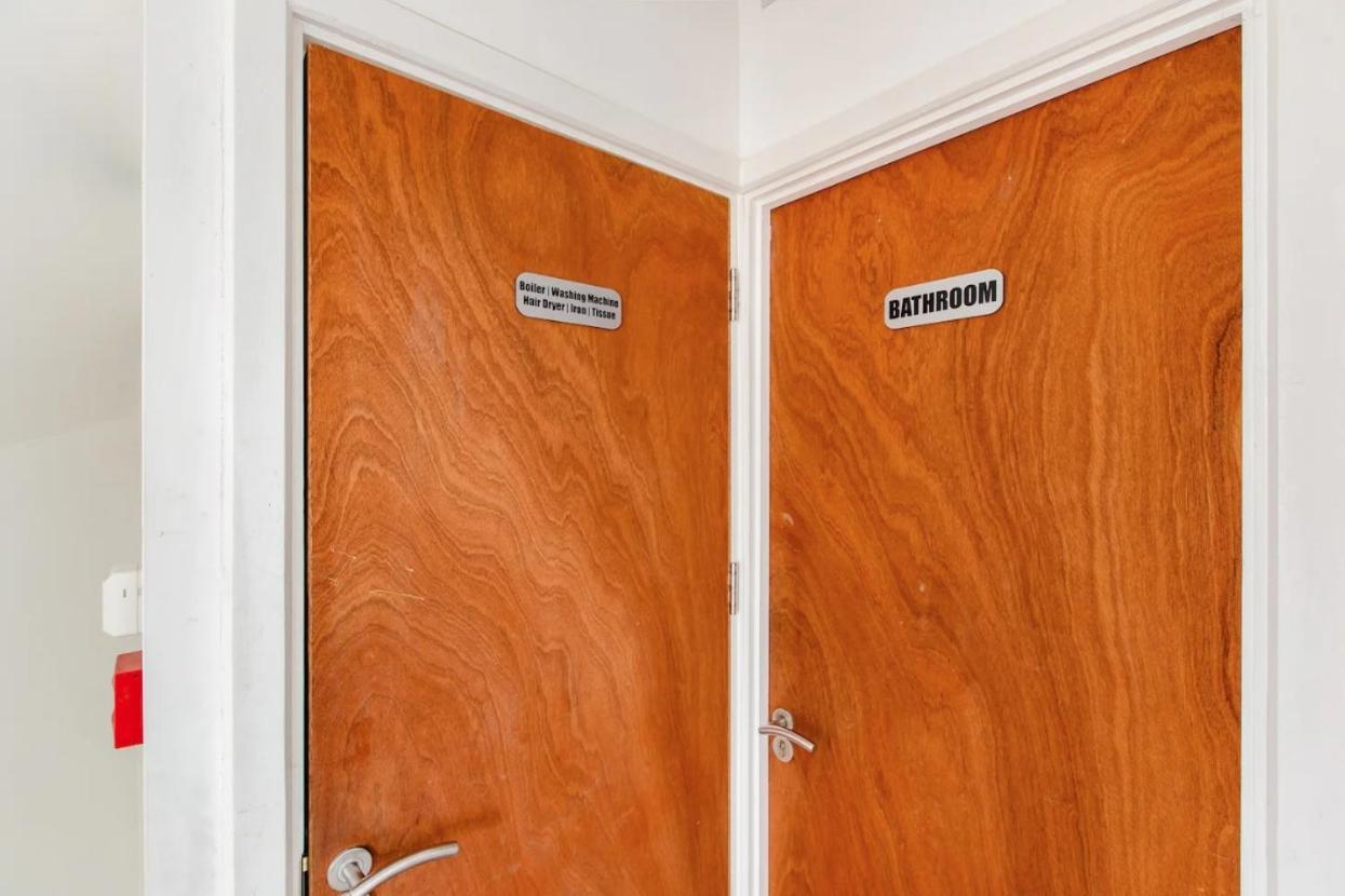 Double Room Edmonton Green, London N9 Εξωτερικό φωτογραφία