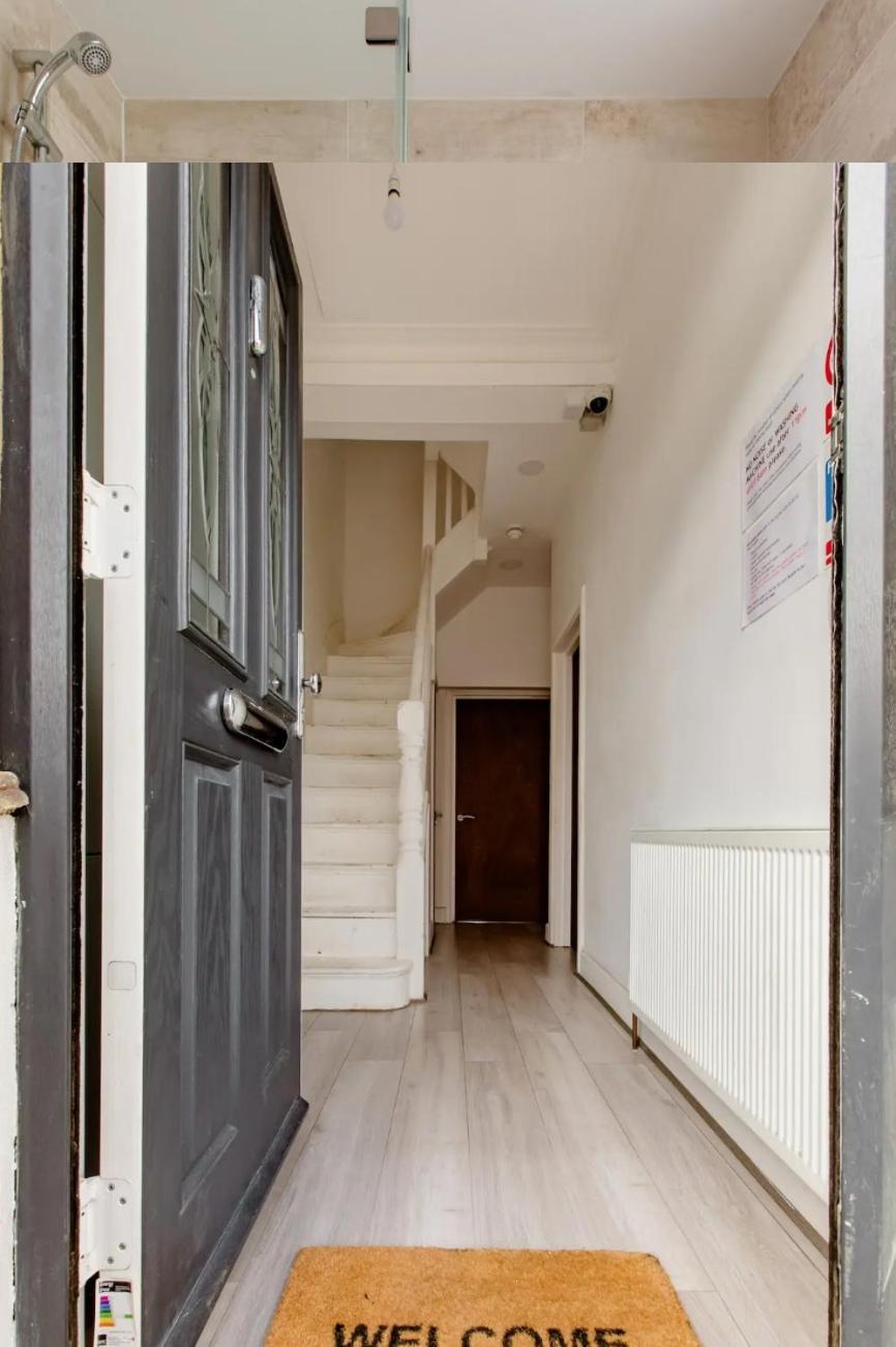 Double Room Edmonton Green, London N9 Εξωτερικό φωτογραφία