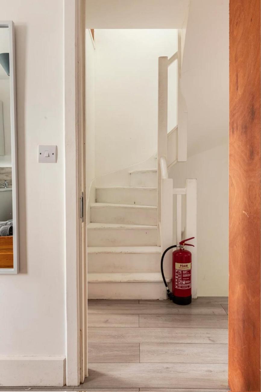 Double Room Edmonton Green, London N9 Εξωτερικό φωτογραφία